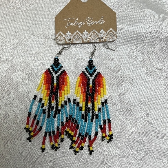NEW Southwestern Inspired Boho Beaded Earrings - Picture 3 of 6